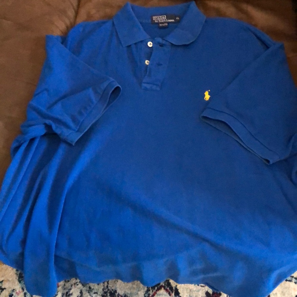 Men’s extra large polo shirt